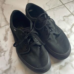 Men’s Vans size 9